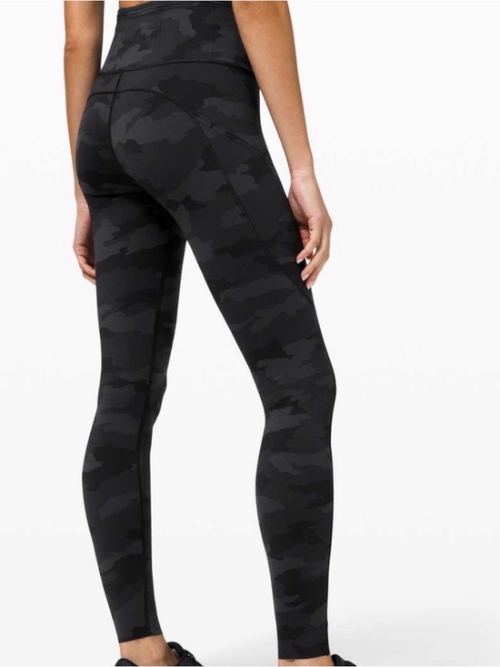 lululemon athletica Pants - Lululemon 🖤 Fast and Free Tight in Black Camo - Size 2 NWOT